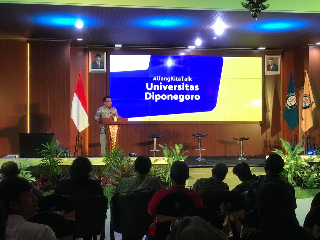 Kepala Perwakilan Kementerian Keuangan Jawa Tengah Muhdi saat membuka #UangKita Talk.