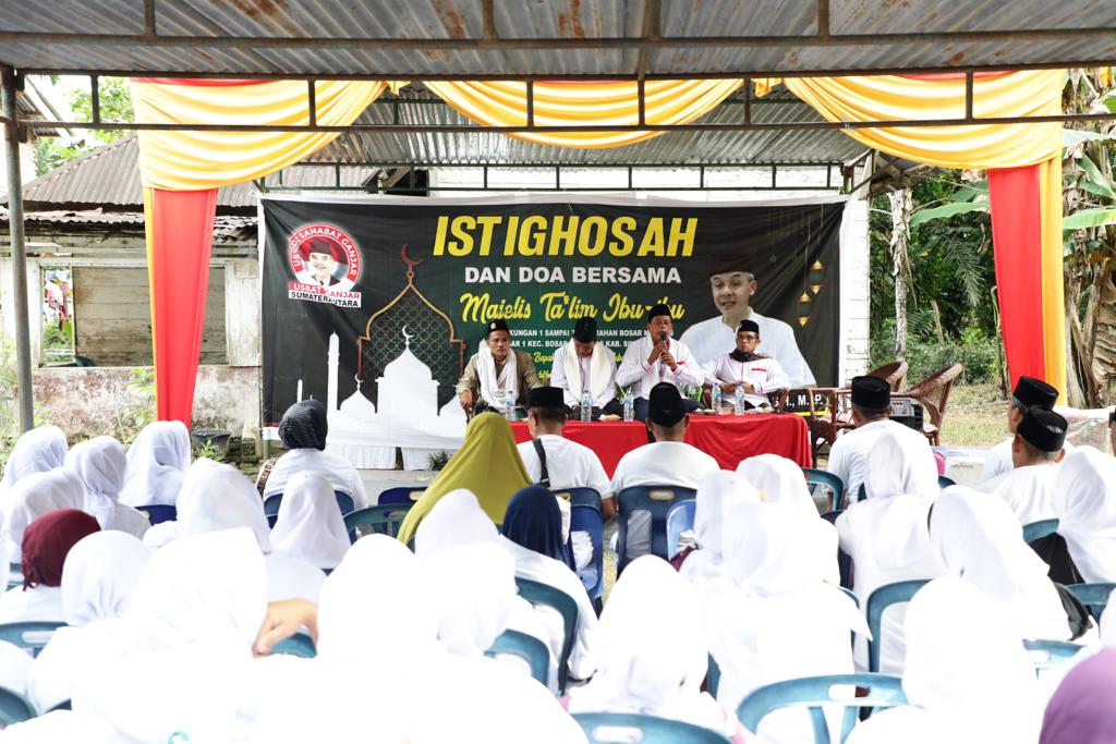 Relawan Ustadz Sahabat (Usbat) Ganjar gelar doa bersama dan pelatihan ibadah saat Ramadan 1444 H di Kecamatan Bosar Malingas, Simalungun, Su