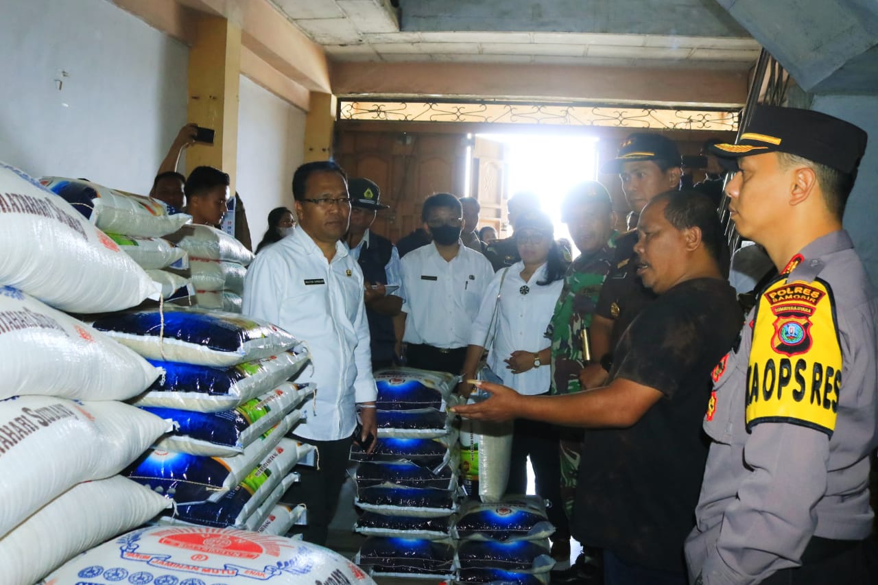 Jelang Ramadan, Pemkab Samosir pantau harga komoditas penting di pasar.