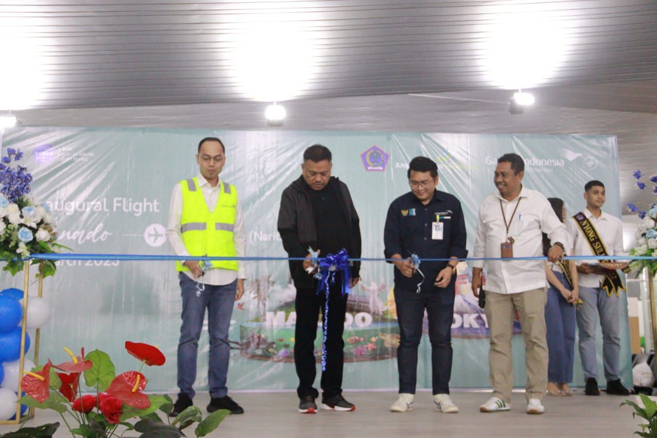 Gubernur Sulawesi Utara Olly Dondokambey meresmikan penerbangan langsung perdana Manado-Tokyo