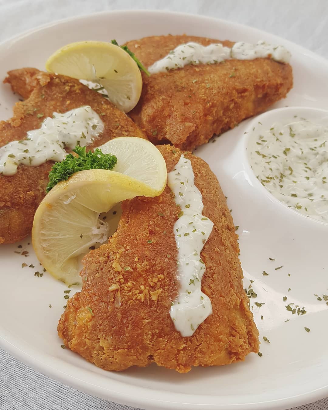 Makanan olahan lele bisa dipadukan menjadi sushi, steak, bento, breakfast wrap, hingga udon.