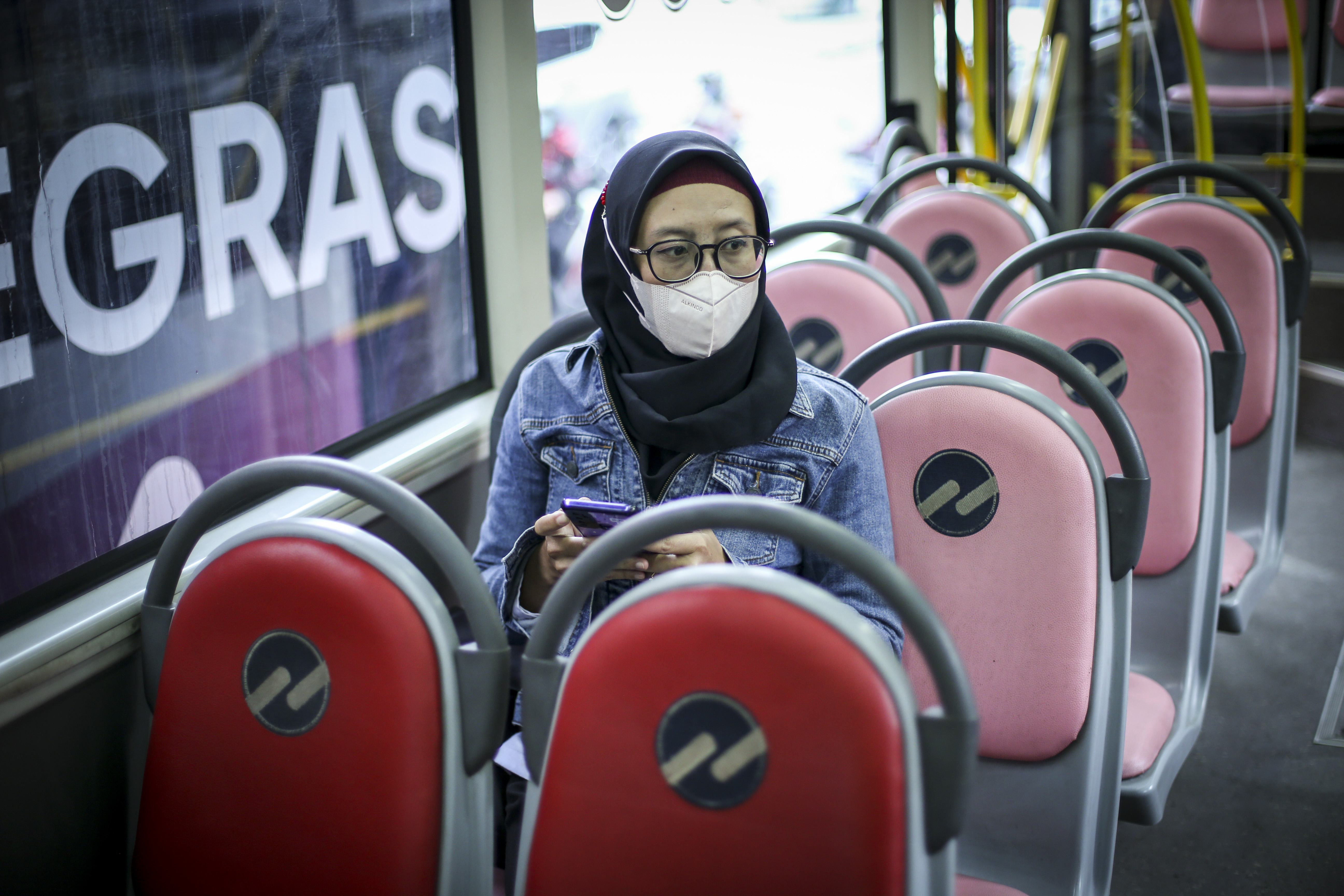 Marak Pelecehan di Bus Transjakarta, DPRD Minta Bus Pink Ditambah