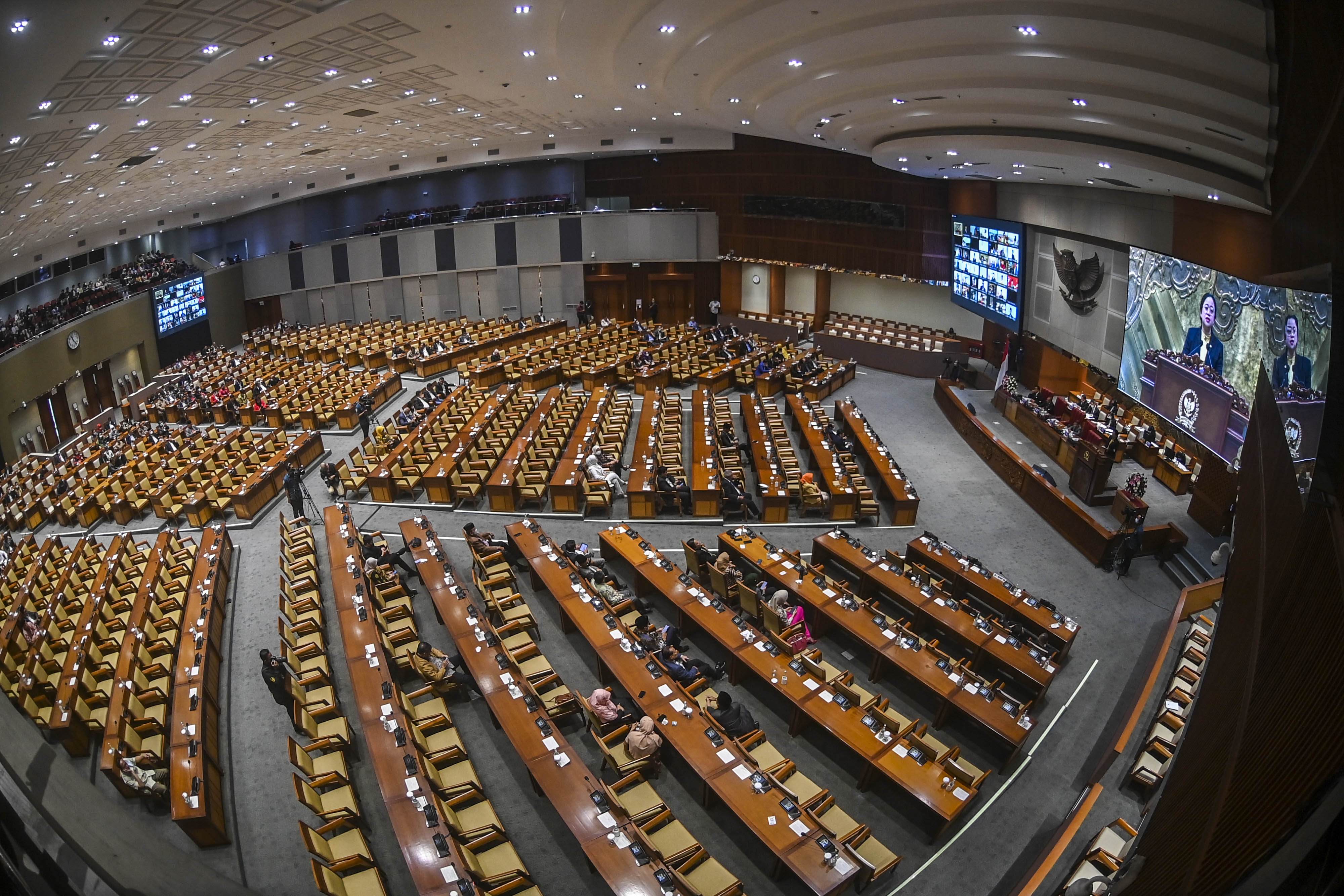 Suasana rapat Paripurna DPR Ke-8 Masa Persidangan I Tahun Sidang 2022-2023