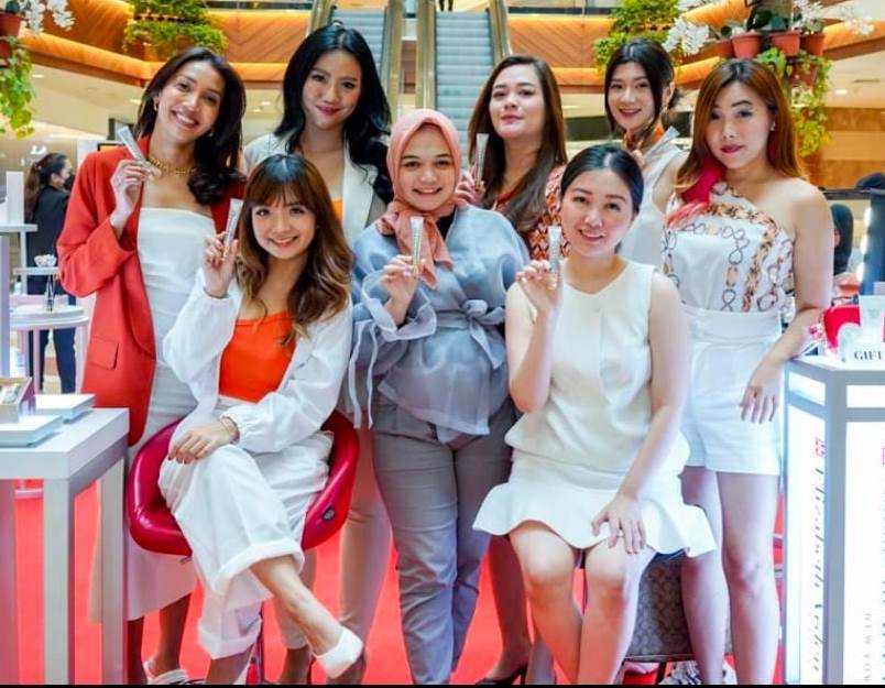 Sejumlah selebgram hadir dalam peluncuran Prevage 2.0 Antiaging Eye Serum.