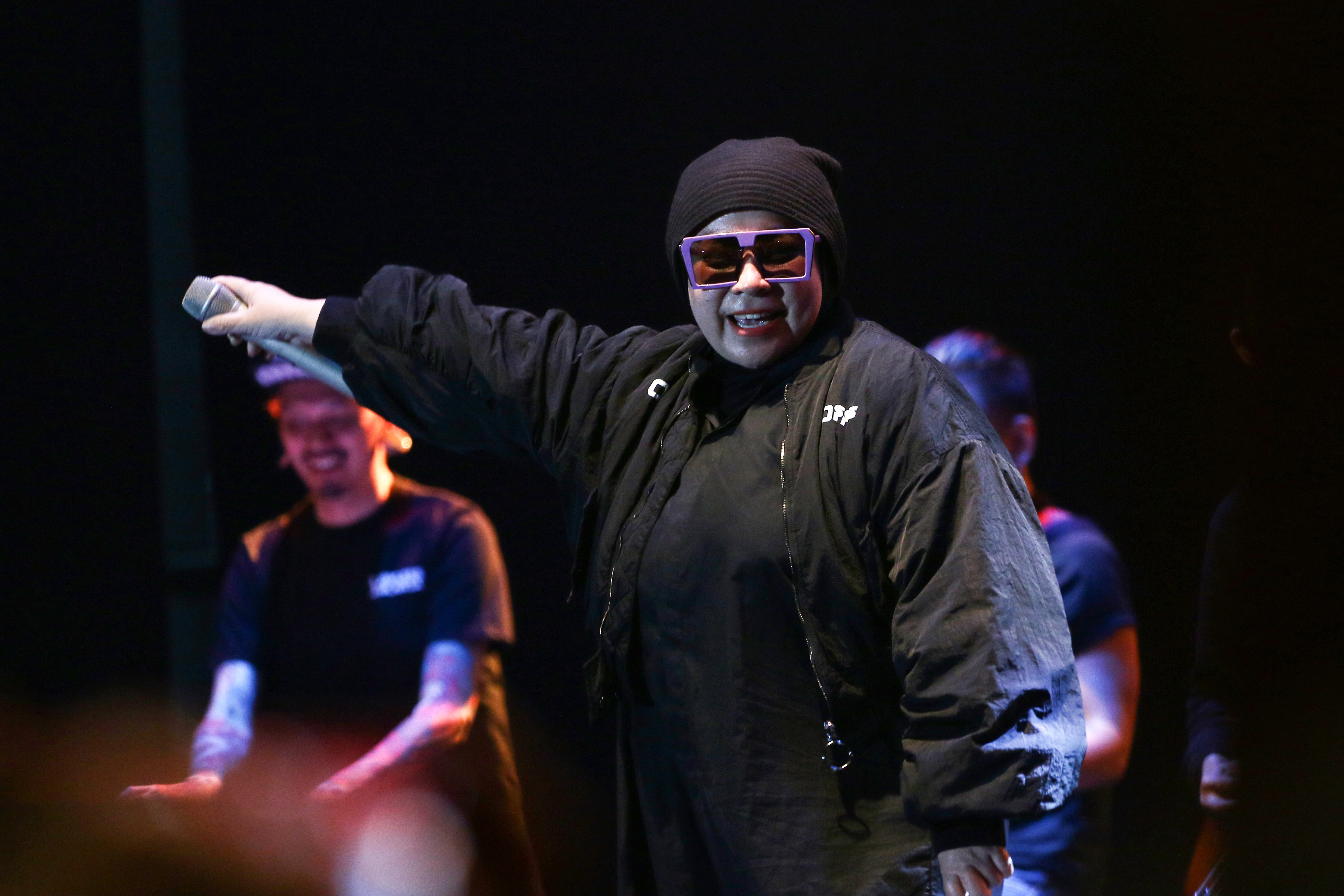 Penyanyi Melly Goeslaw beraksi pada Jakarta International BNI Java Jazz Festival 2020 di Jakarta, Sabtu (29/2/2020). 