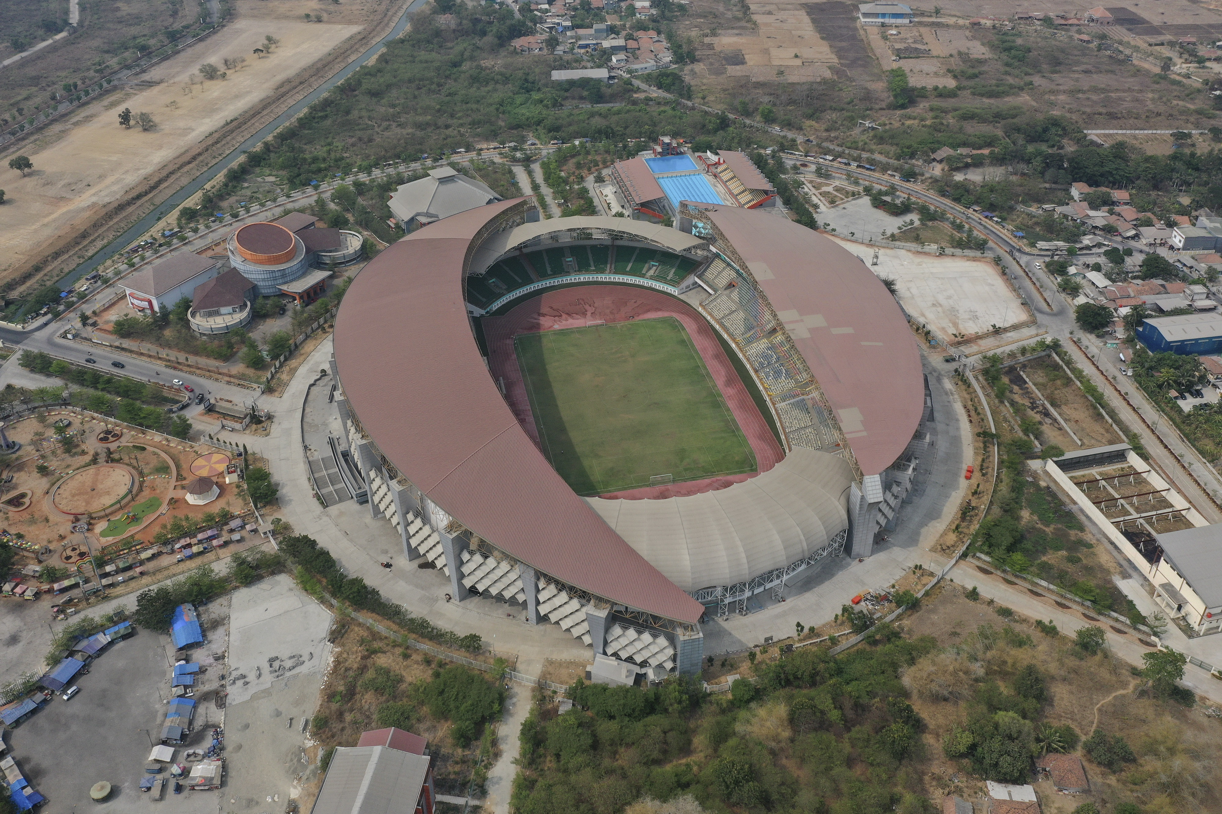 Foto udara Stadion Candrabhaga Bekasi yang bakal jadi venue FIFA match day Indonesia vs Burundi