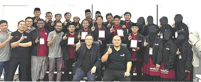 Para peserta Pelatihan Dakwah Profesional yang diadakan oleh Interactive Da’wah and Tarbiyah Association (IDT), di Kuala Lumpur, Malaysia.