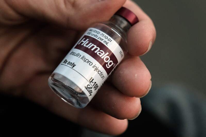 Ilustrasi injeksi insulin