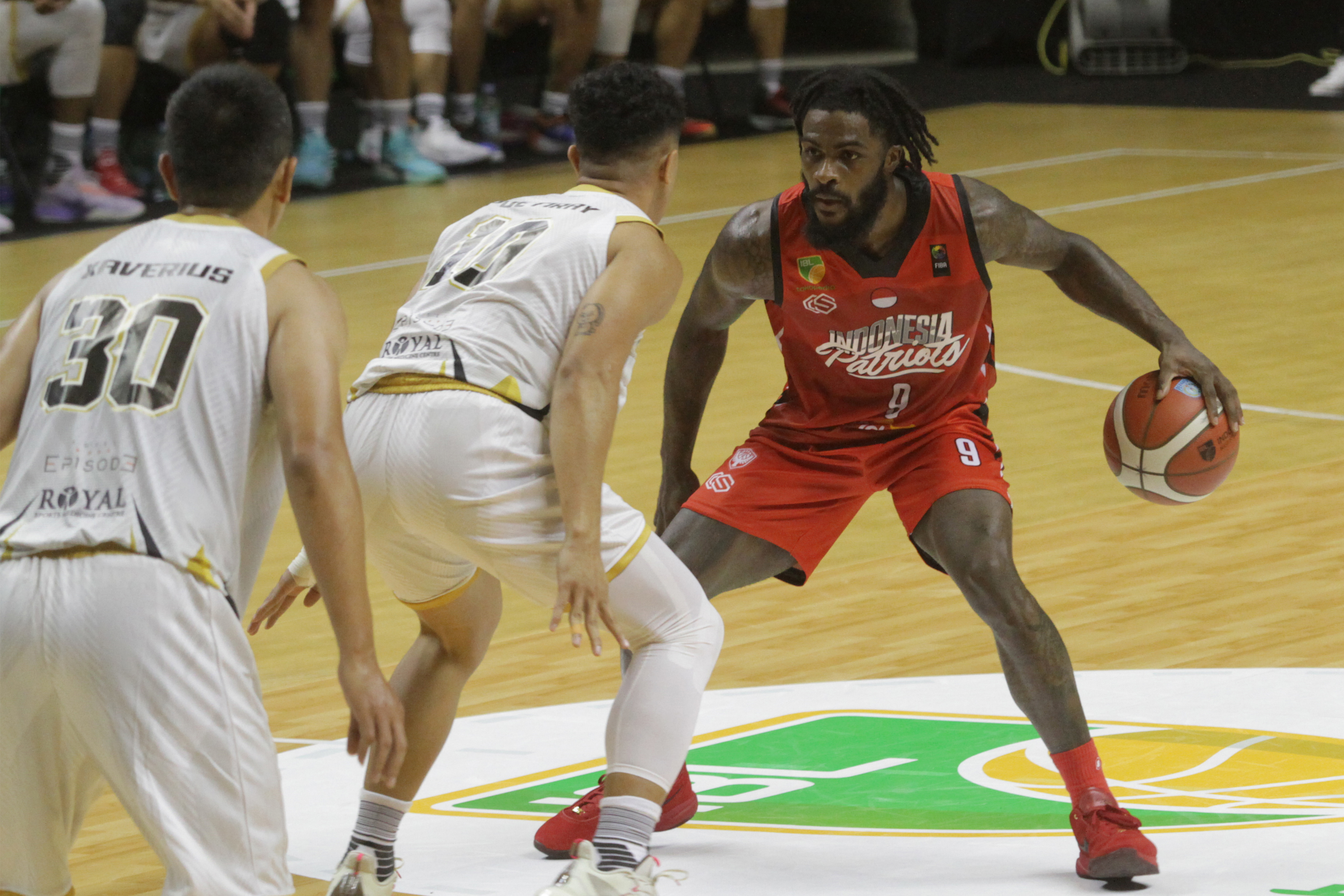 Anthony Beane Jr (kanan).