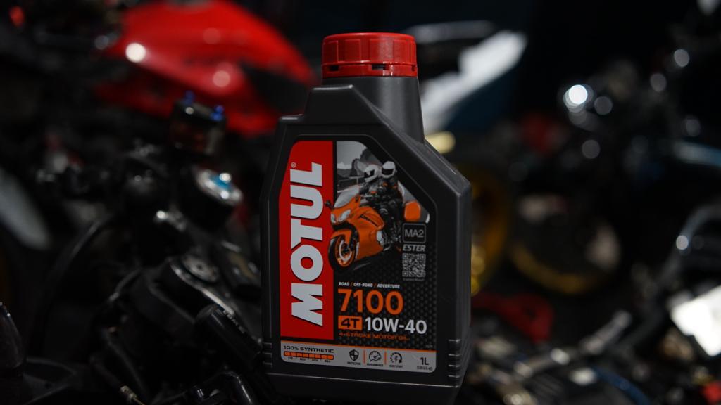 Produk pelumas Motul