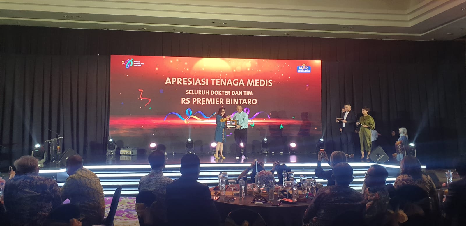  Asosiasi Asuransi Jiwa Indonesia (AAJI) memberi apresiasi kepada RS Premier Bintaro (RSPB) atas upayanya menangani pandemi Covid-19. 