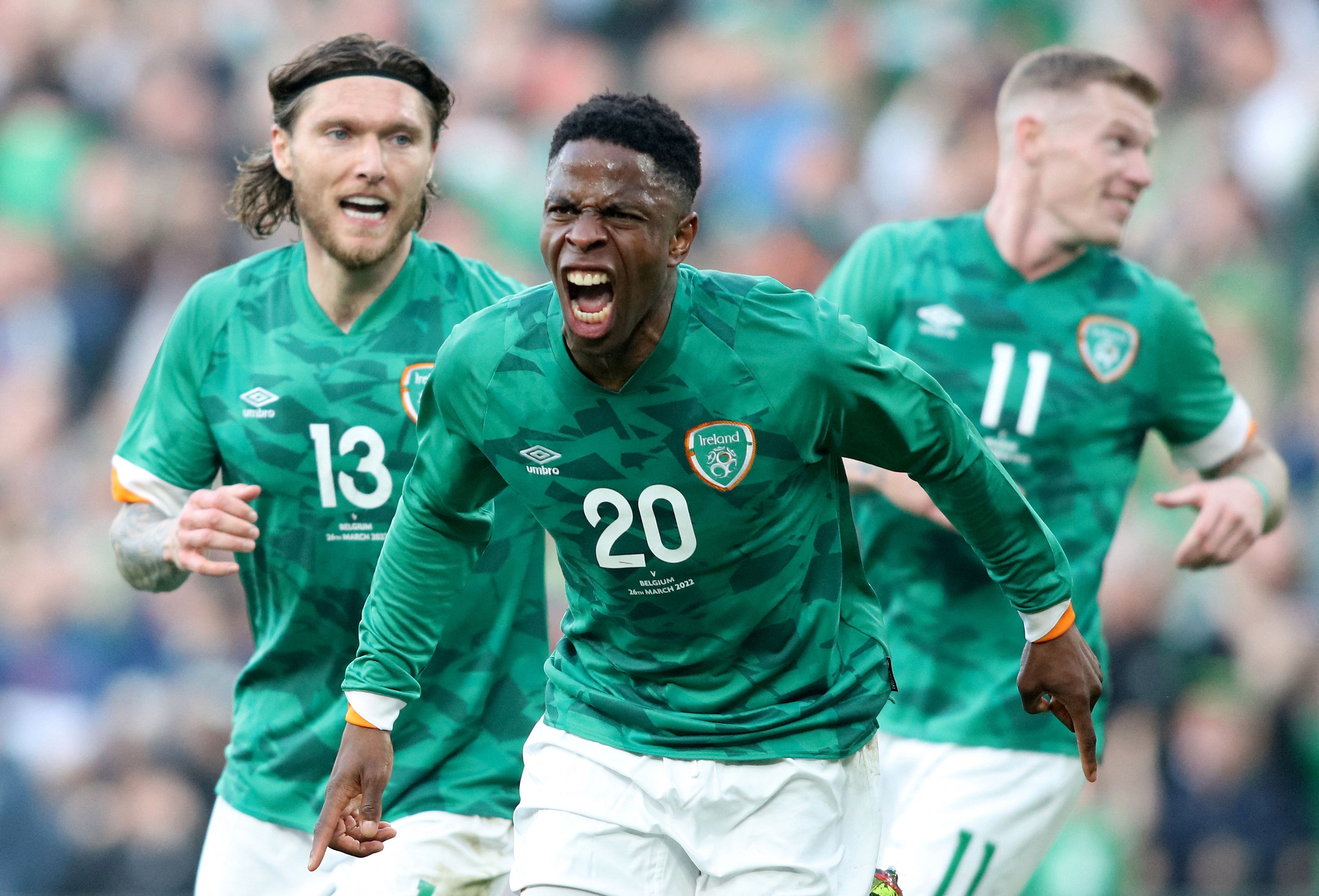 Pemain Irlandia Chidosie Ogbene merayakan gol ke gawang lawan