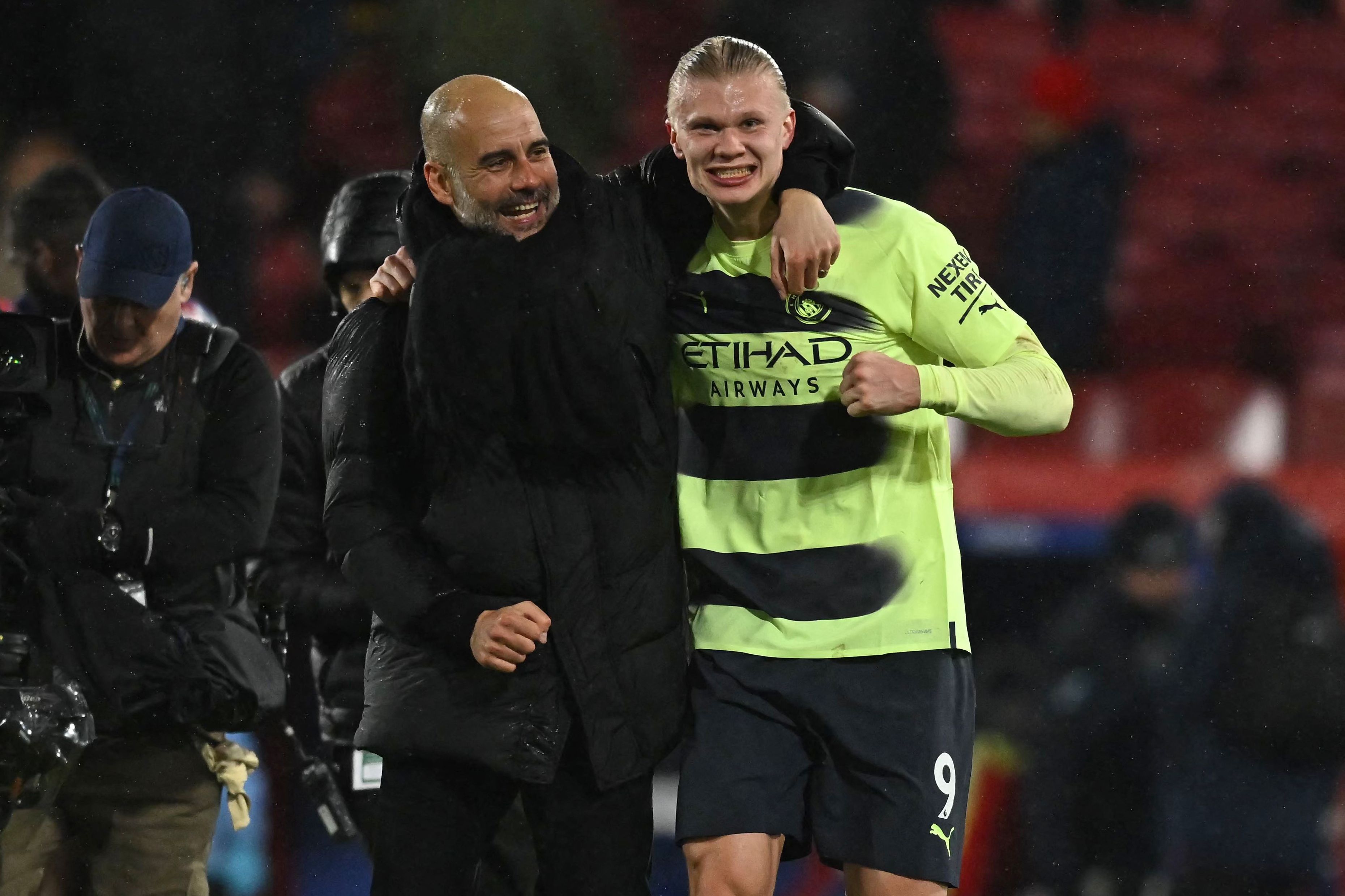 Guardiola Klaim Haaland Semakin Bahagia di Man City