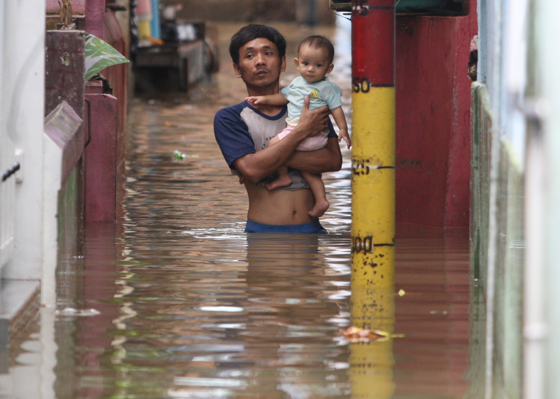 Kamis Pagi ini 5 RT dan 2 Ruas Jalan di Jakarta Banjir