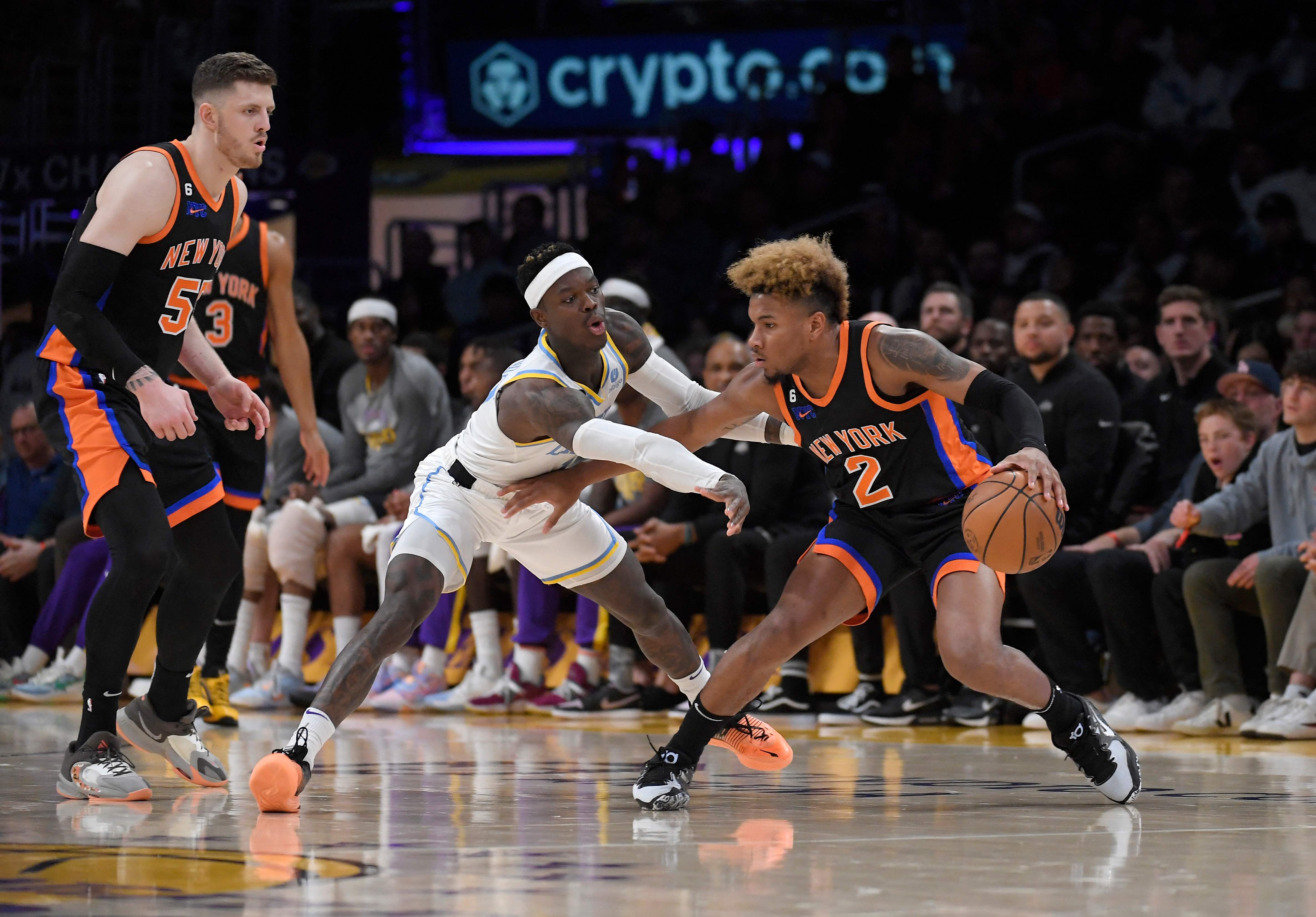 Laga NBA antara Los Angeles Lakers dan New York Knicks