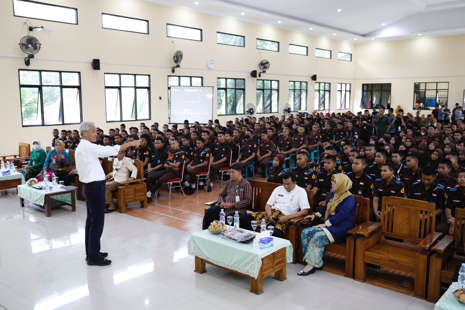 Gubernur Jateng Ganjar Pranowo jalin kerja sama revitalisasi 7 SMK di Jateng bersama Konsorsium Pengusaha Peduli Sekolah Vokasi RI di S