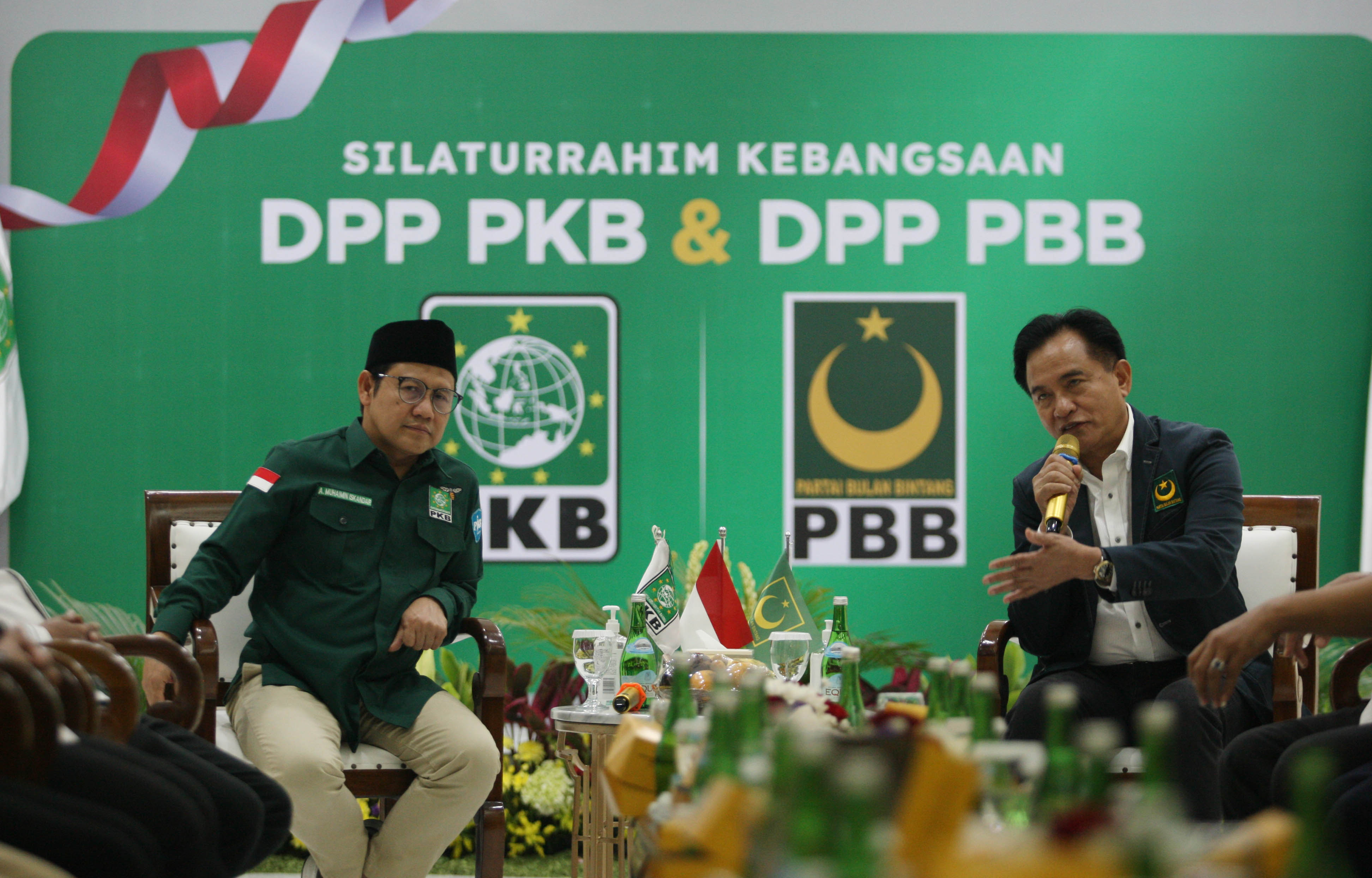 Ketua Umum PBB Yusril Ihza Mahendra bertemu dengan ketua Umum PKB Muhaimin Iskandar