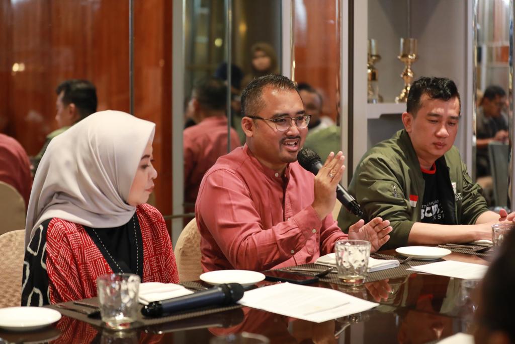 Sesi tanya jawab SiCepat Ekspres dengan Media di The Ritz-Carlton Mega Kuningan, Jakarta Selatan.
