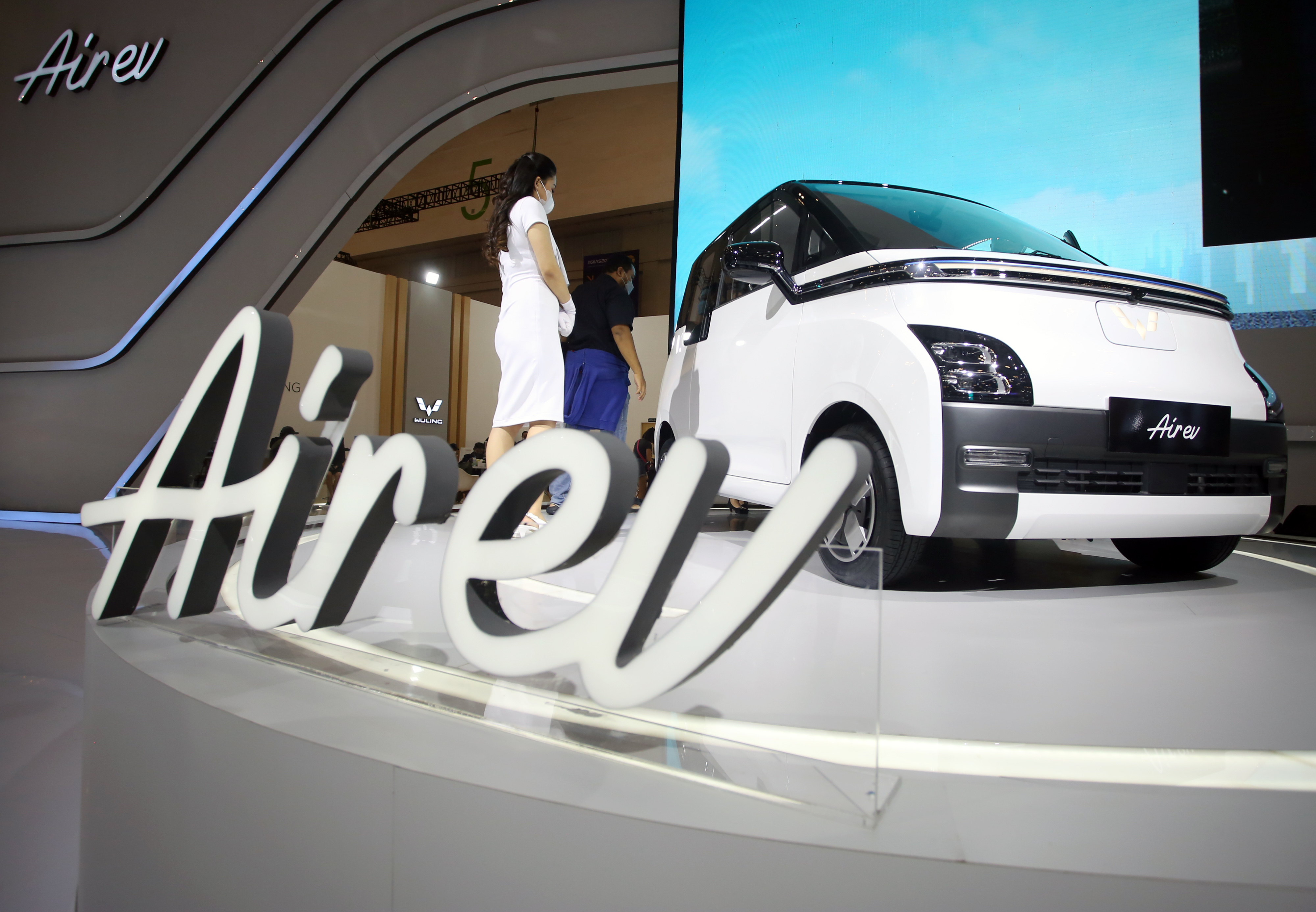 Wuling Air ev Cocok Jadi Mobil Listrik Pertama Pecinta Otomotif, Ini Sederet Fiturnya