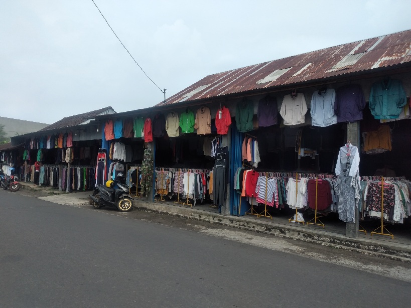 Pasar penjual pakaian bekasi di Temanggung