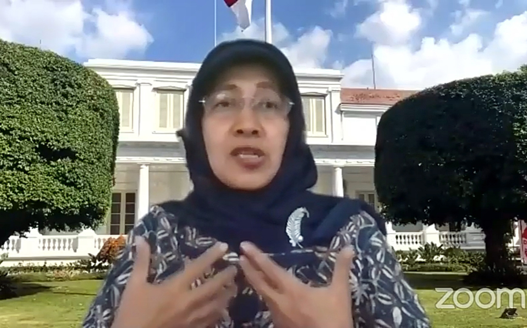 Tenaga Ahli Utama KSP Siti Ruhaini Dzuhayatin 