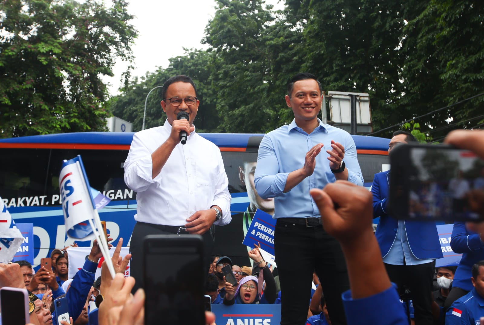 Calon Presiden 2024, Anies Baswedan (kiri) dan Ketua Umum Partai Demokrat Agus Harimurti Yudhoyono (kanan). 