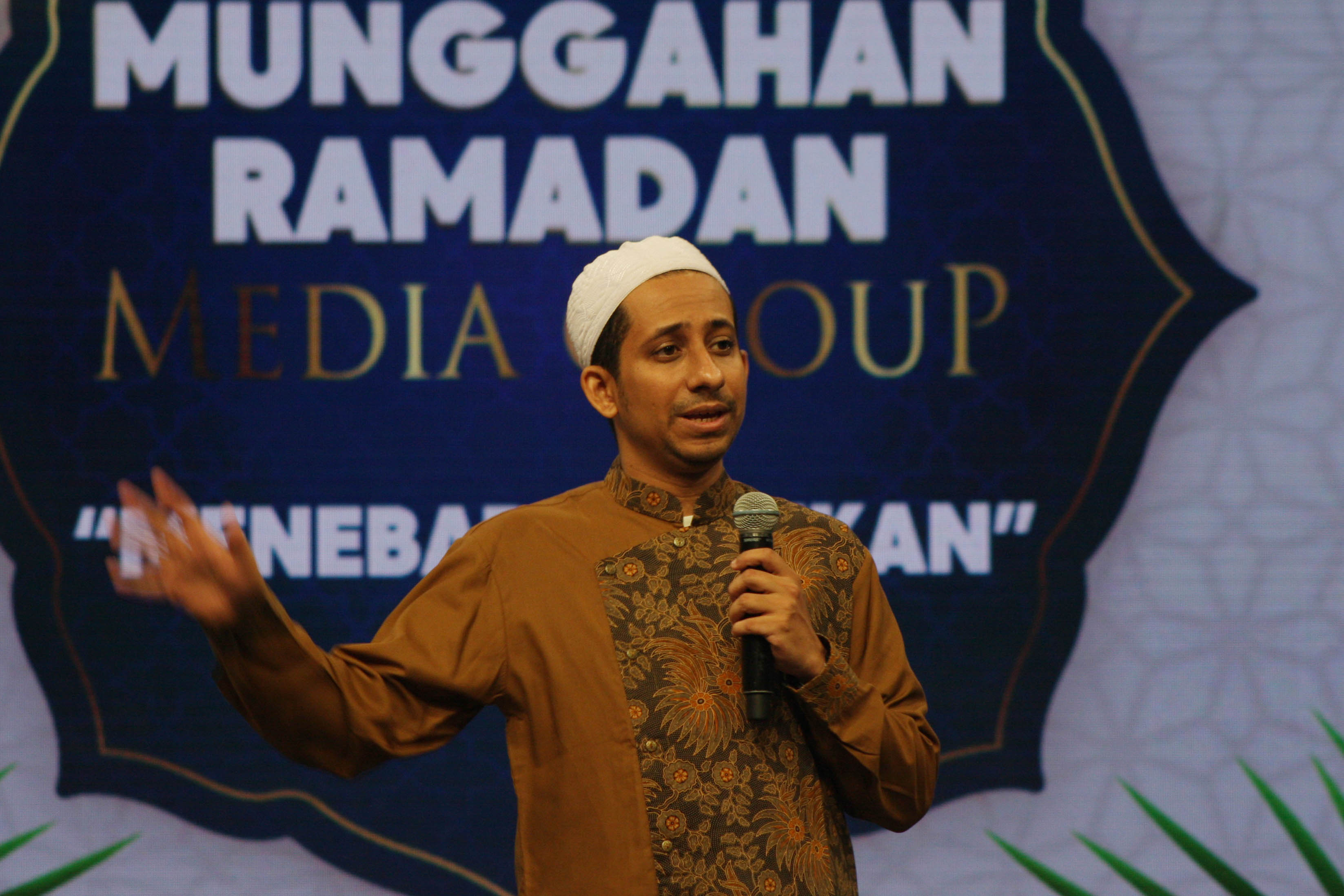 Habib Husein Ja'far Al Hadar.