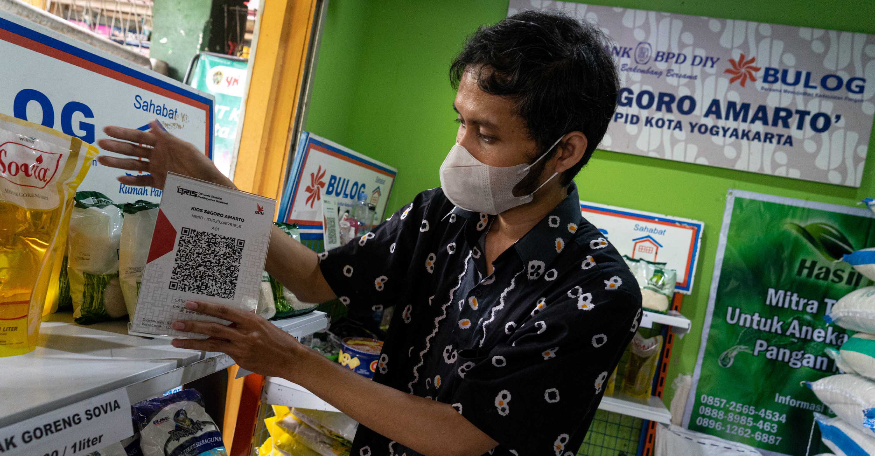 Pembayaran menggunakan QR code