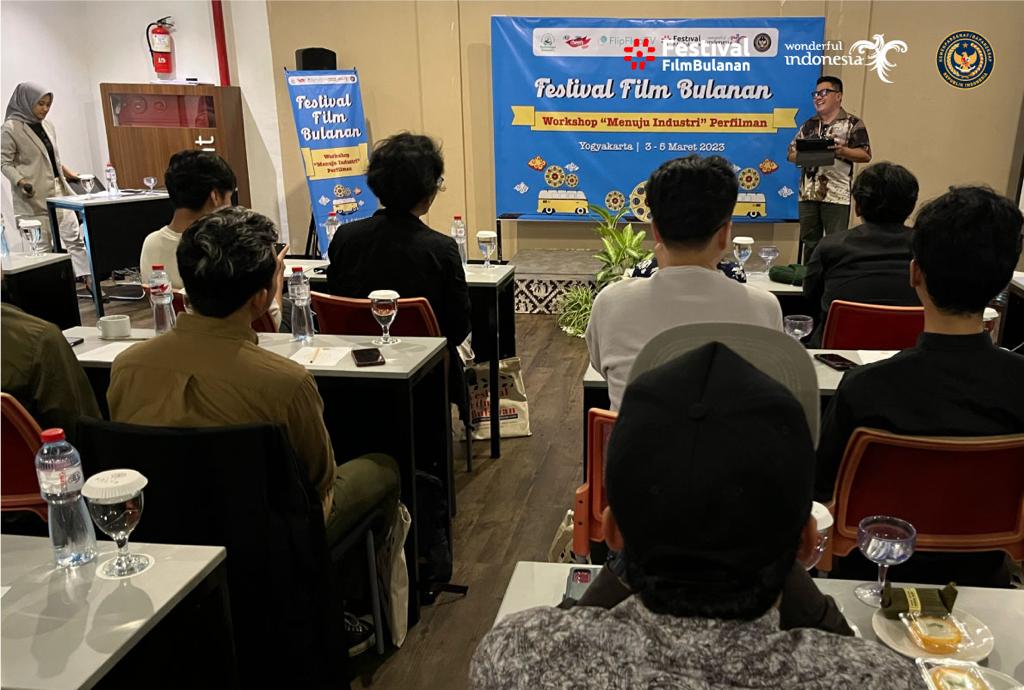 Festival Film Bulanan menggelar workshop perfilman bertajuk “Menuju Industri”, di Kotagede, Yogyakarta 