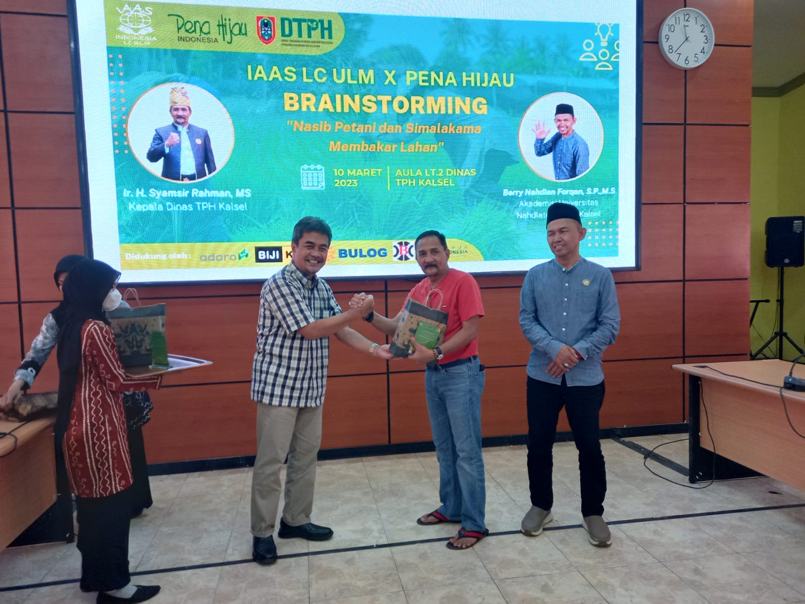  Diskusi lingkungan bertema Nasib Petani dan Simalakama Membakar Lahan digelar Pena Hijau Indonesia dan  Universitas Lambung Mangkurat (ULM)