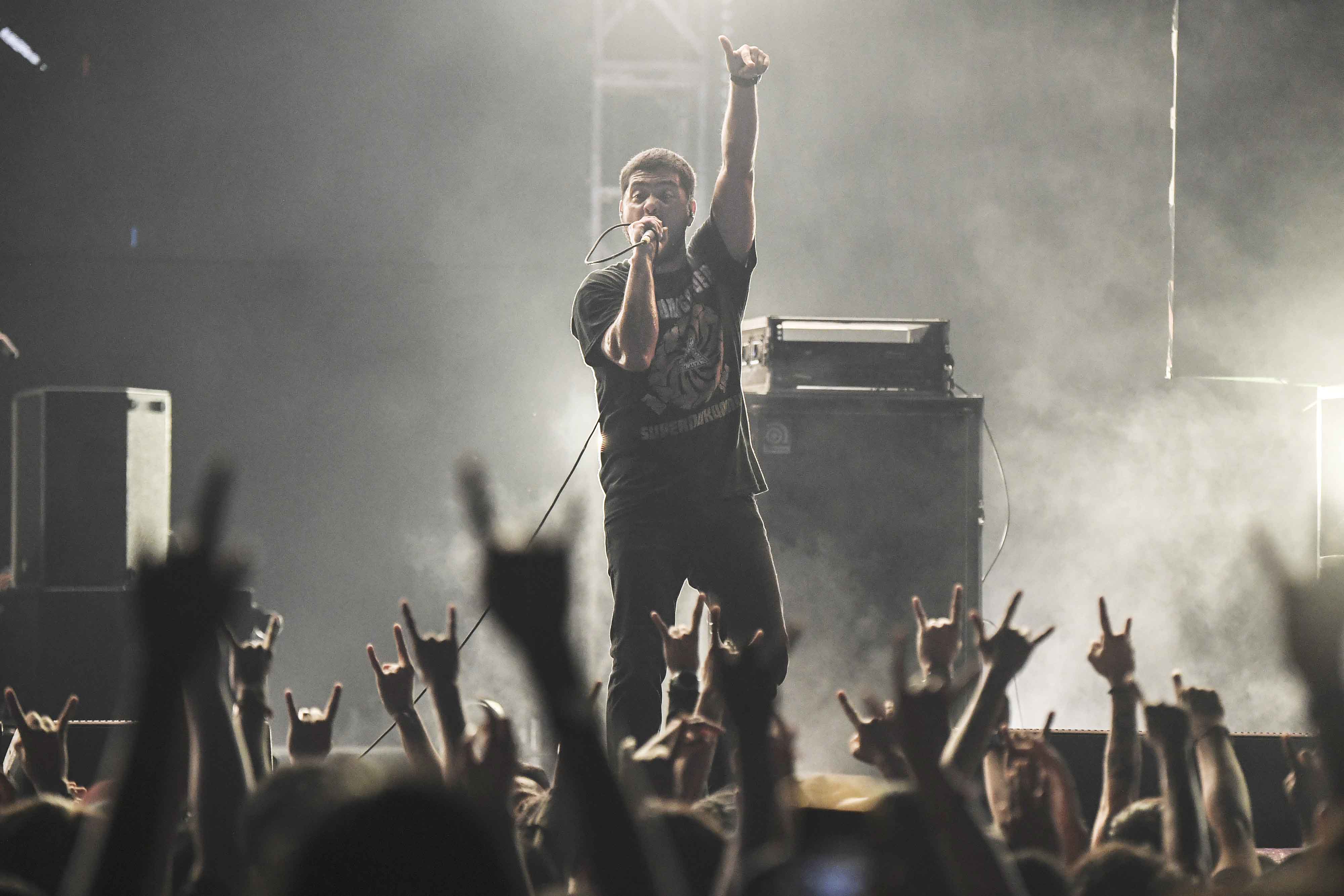 Vokalis grup band Burgerkill Ronald Alexander.