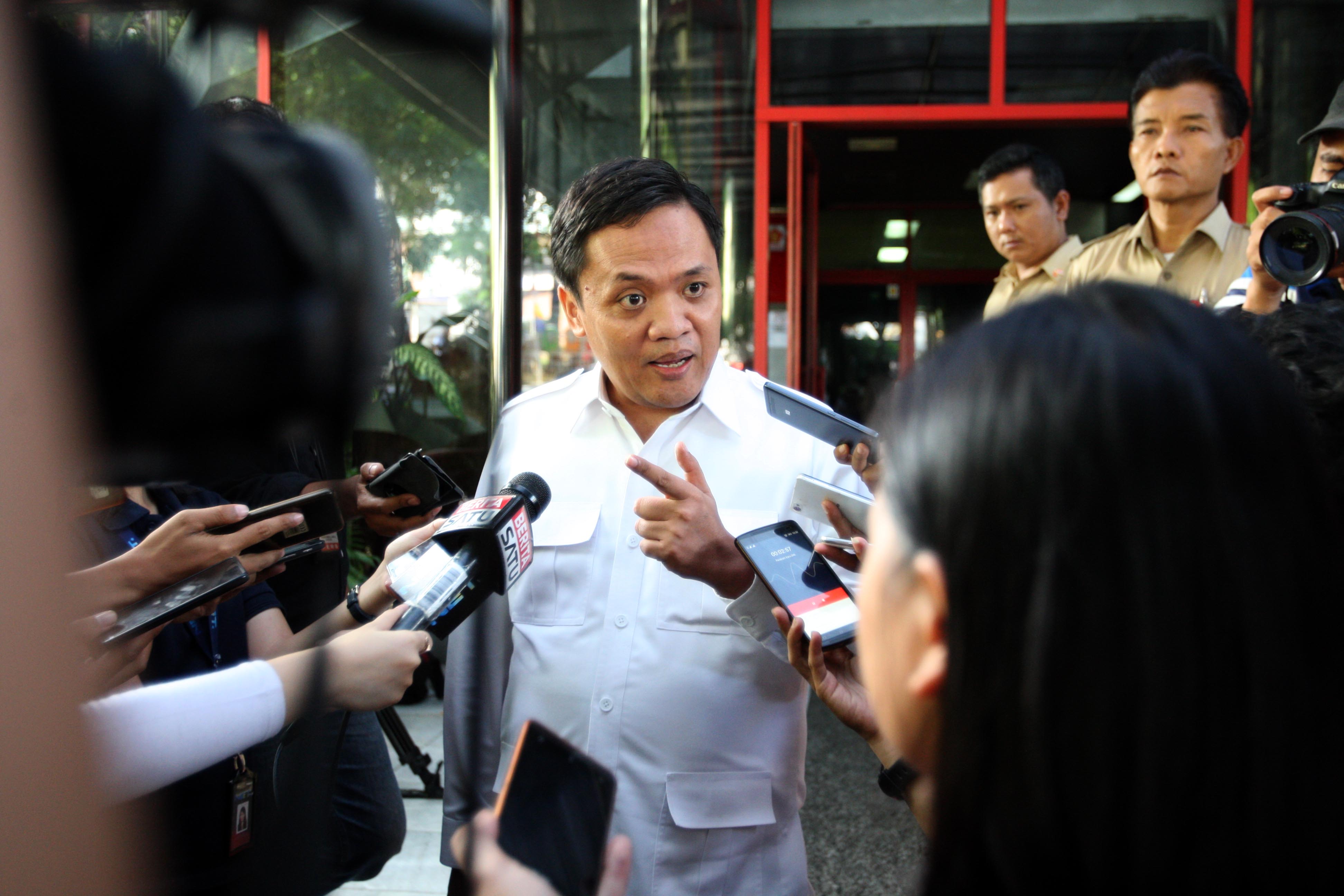 DPR Tagih Dokumen Transaksi Janggal dari Mahfud MD