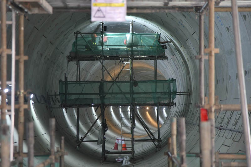 Pembangunan infrastruktur MRT hingga stasiun Monas ditargetkan selesai tahun depan.