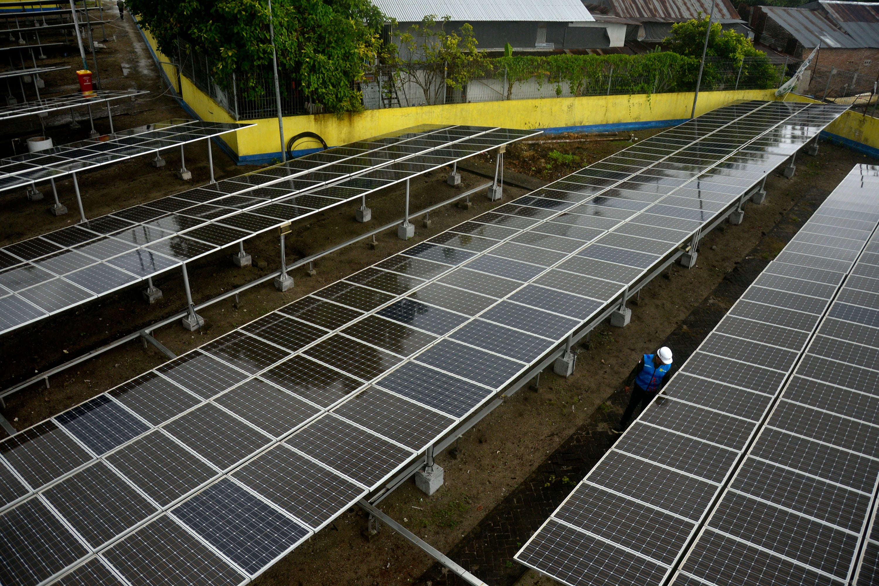 PLN Berkomitmen Akselerasi Implementasi Energi Baru Terbarukan