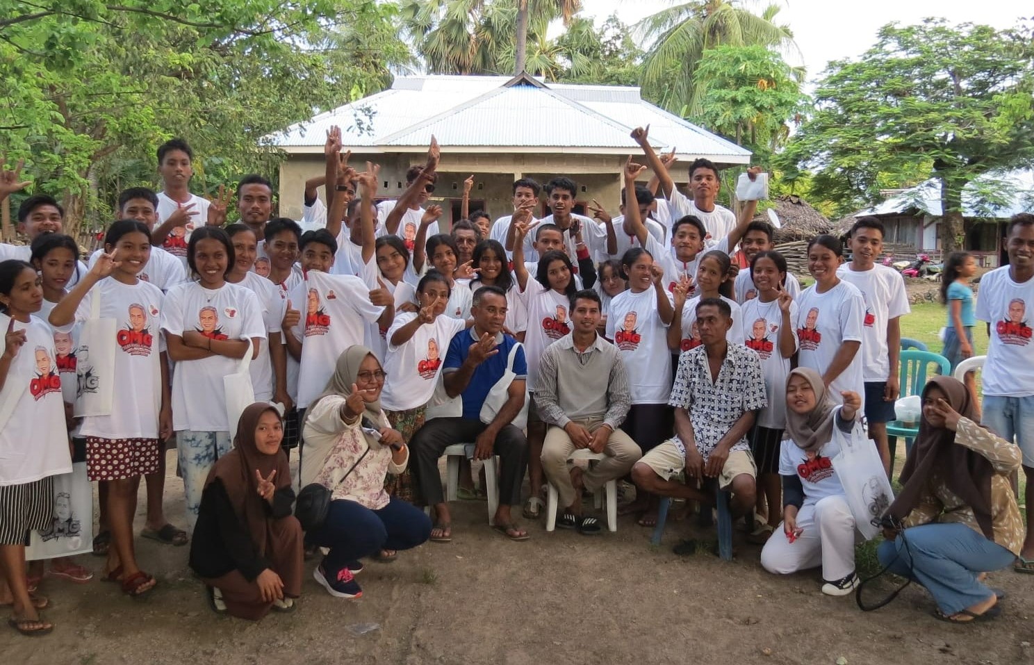 Komunitas Orang Muda Ganjar Kabupaten Rote Ndao, NTT, gelar cerdas cermat bersama warga Desa Fiafangga,Kec Rote barat, Kabupaten Rote Ndao