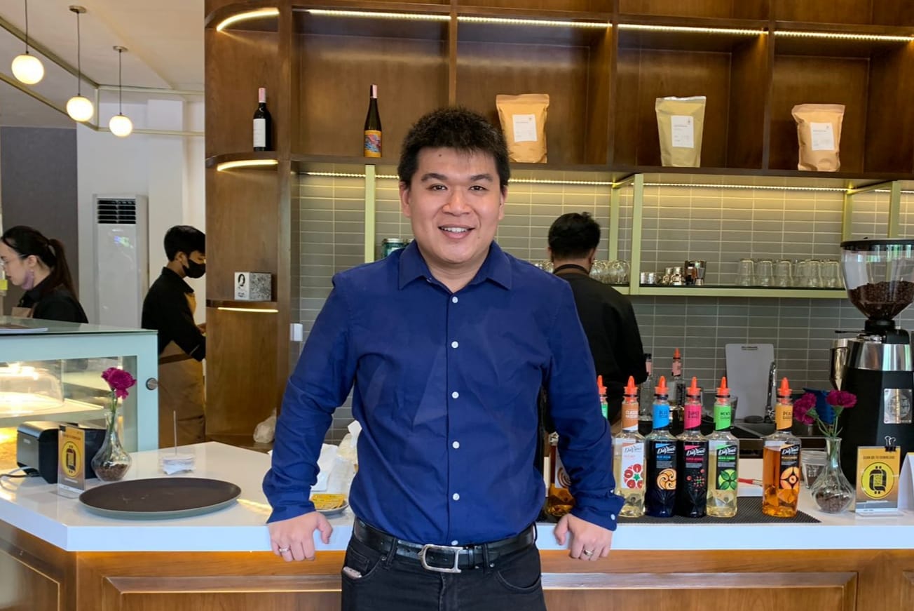 Jevon Christian, CEO Qoin Crypto Cafe & Lounge, Jakarta Utara.
