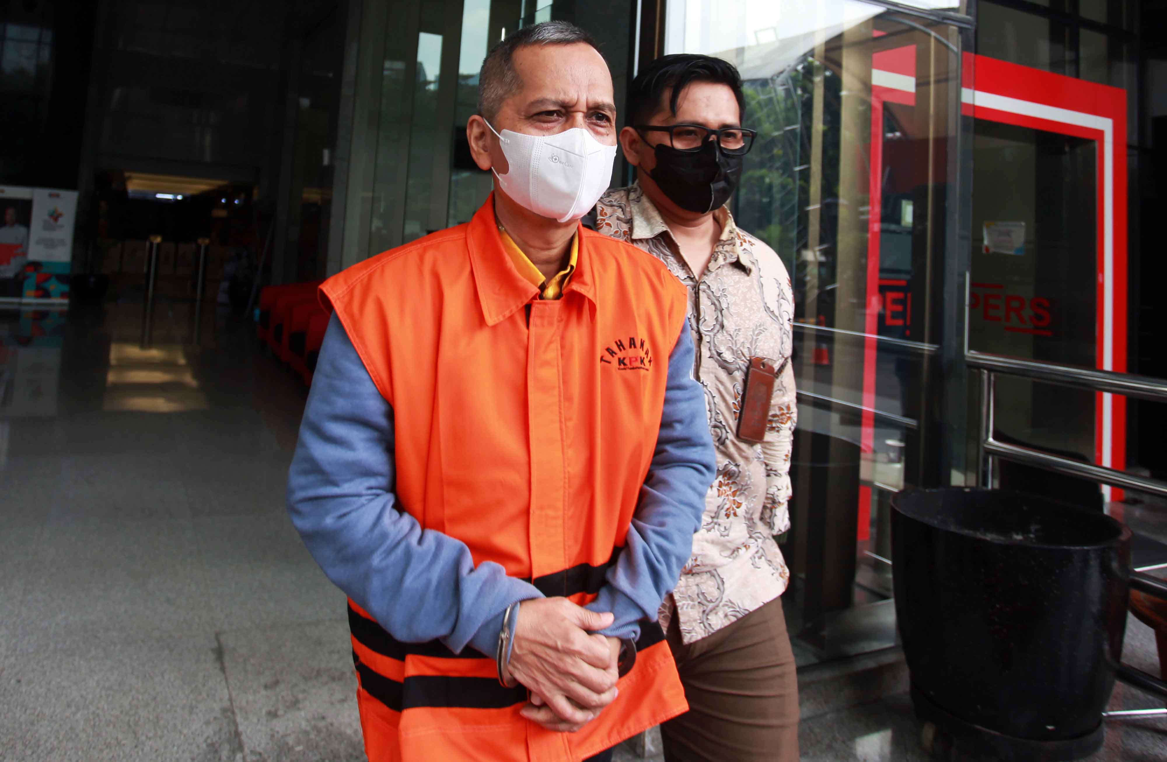 Rektr Unila nonaktif, Karomani.