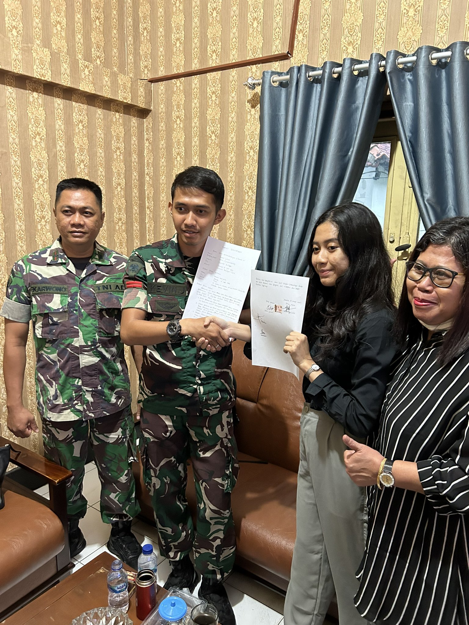 Kesus kecelakaan mobil TNI dengan HR-V berujung damai.