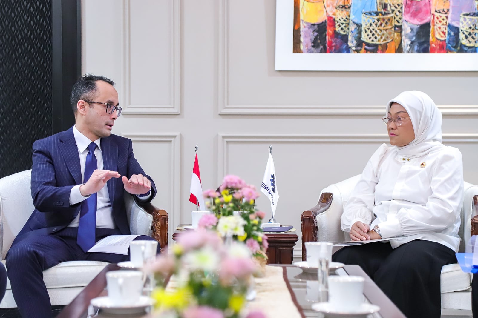 Menaker RI Ida Fauziyah menerima kunjungan 