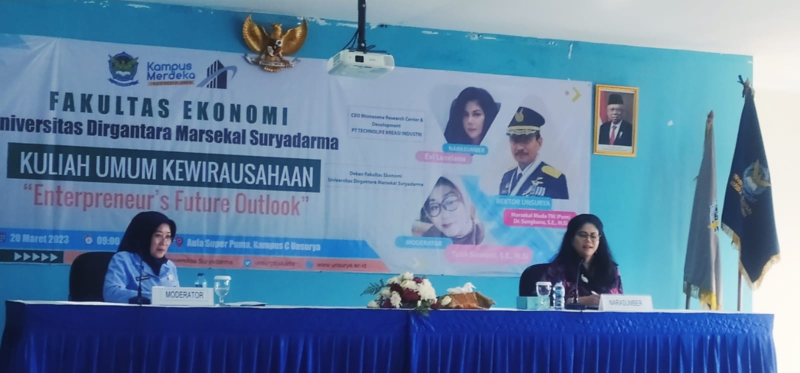 Evi Lusviana memberi kuliah umum bertema “Prospek Pengusaha Masa Depan” di Kampus C Universitas Dirgantara Marsekal Suryadarma, Jakarta. 