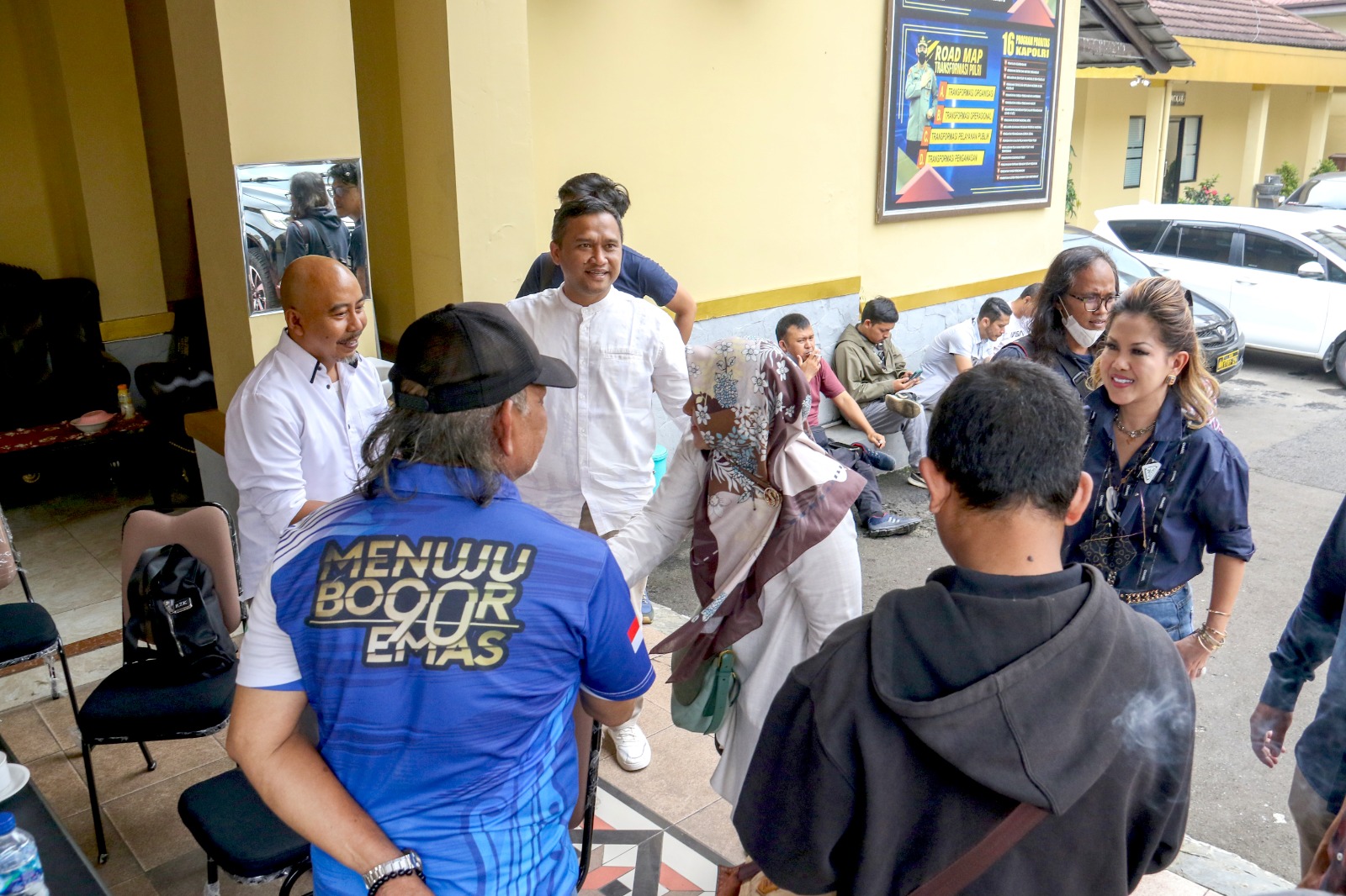 Jajaran anggota Komisi IV DPRD Kota Bogor menyempatkan diri untuk mendatangi Mako Polresta Bogor Kota pada press rilis, Selasa (14/3)