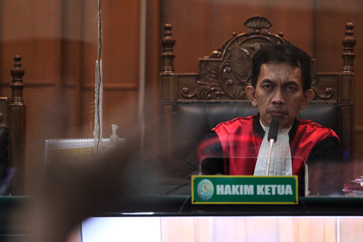 Hakim Ketua Abu Achmad Sidqi Amsya di Pengadilan Negeri Surabaya, Jawa Timur