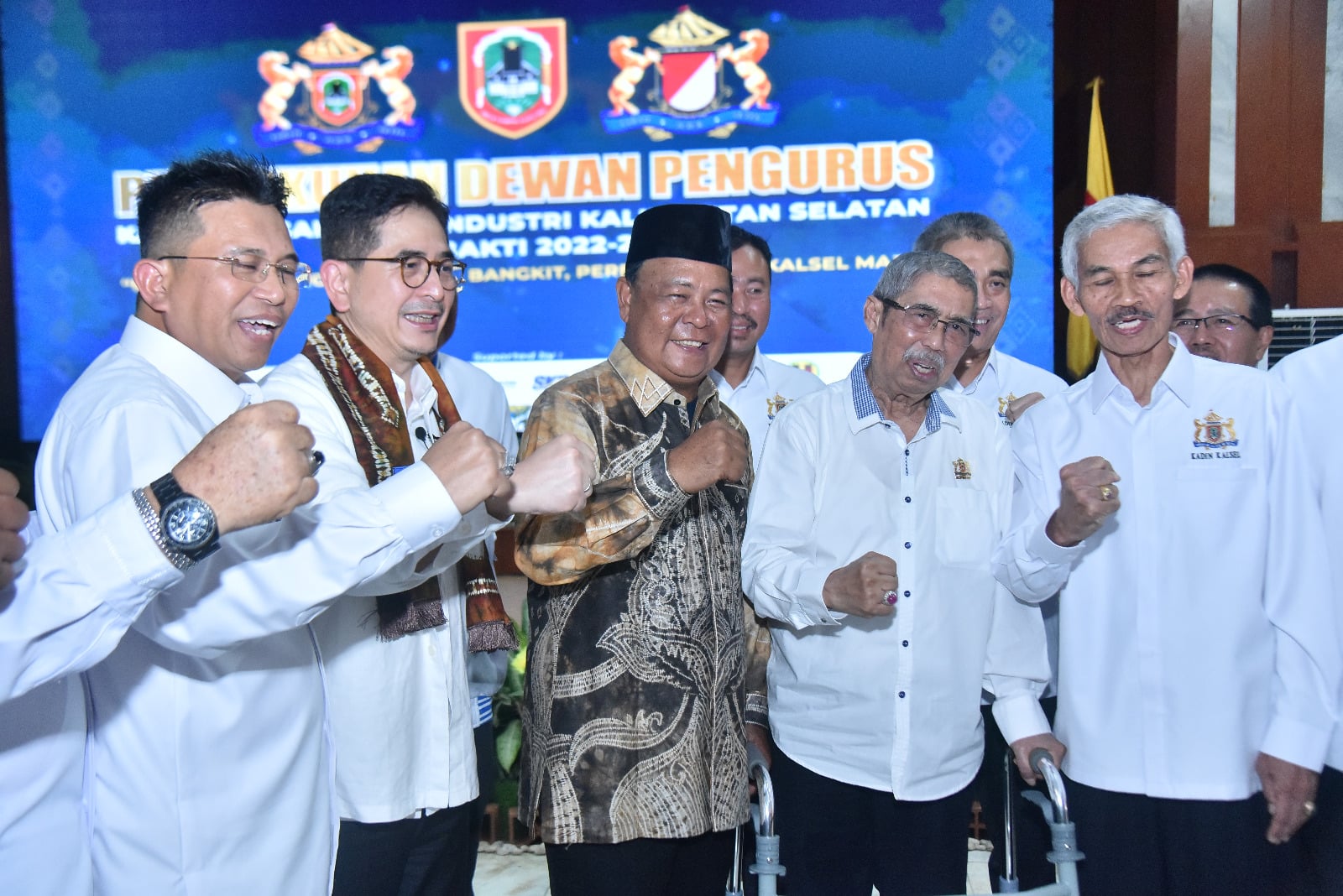 Kepengurusan baru Kadin Kalimantan Selatan dilantik Ketua Umum Kadin Muhammad Arsyad Rasjid