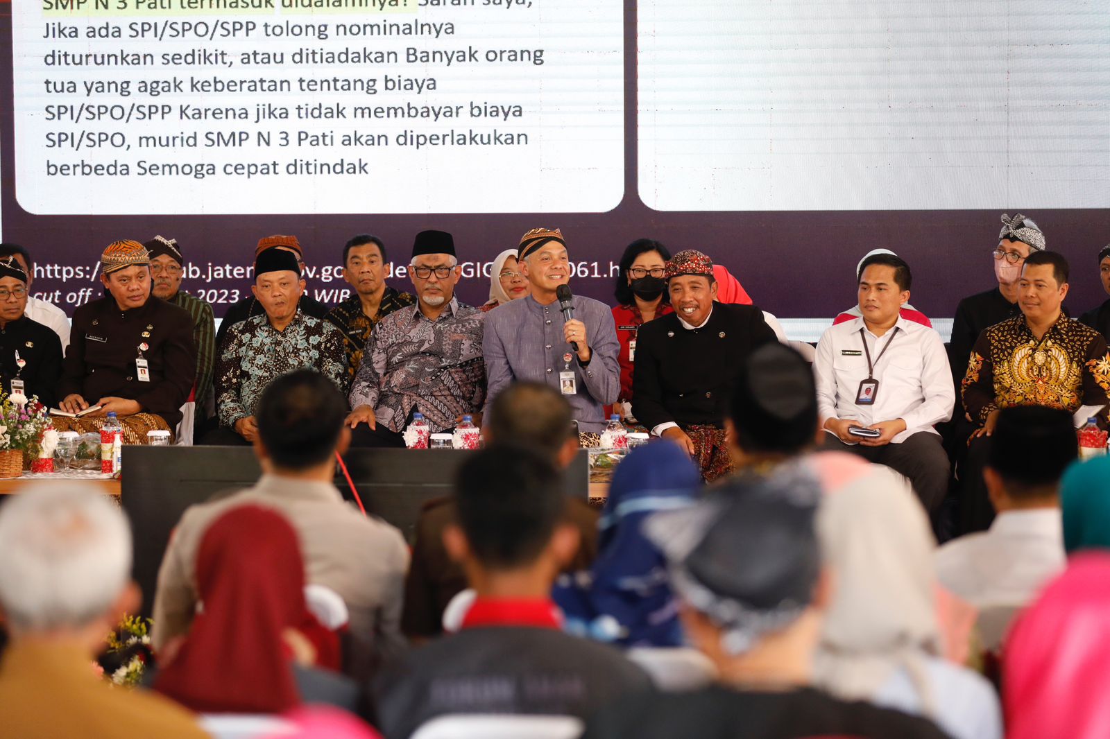 Gubernur Jateng Ganjar Pranowo memimpin Musrenbangwil 2023 di Pendopo RA Kartini, Kabupaten Rembang, Kamis (16/3/2023)