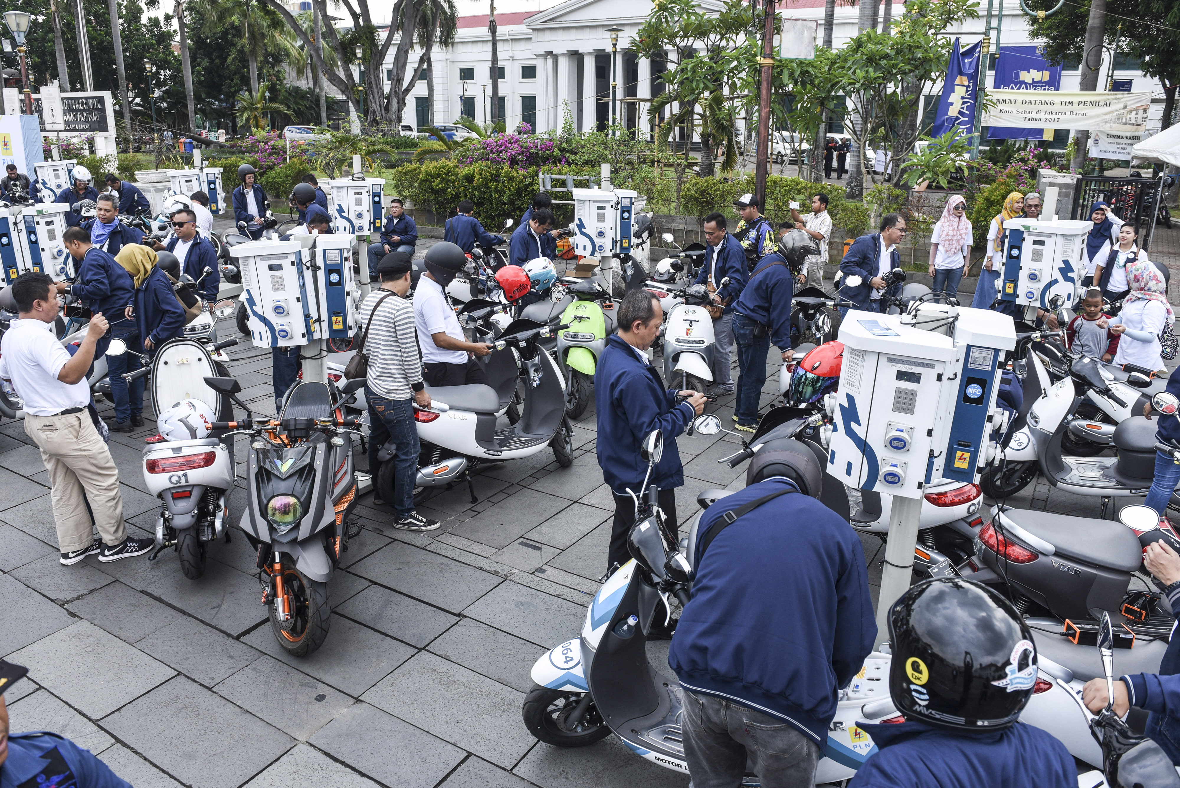 Dorong UMKM Gunakan Kendaraan Listrik, PLN: Lebih Ekonomis