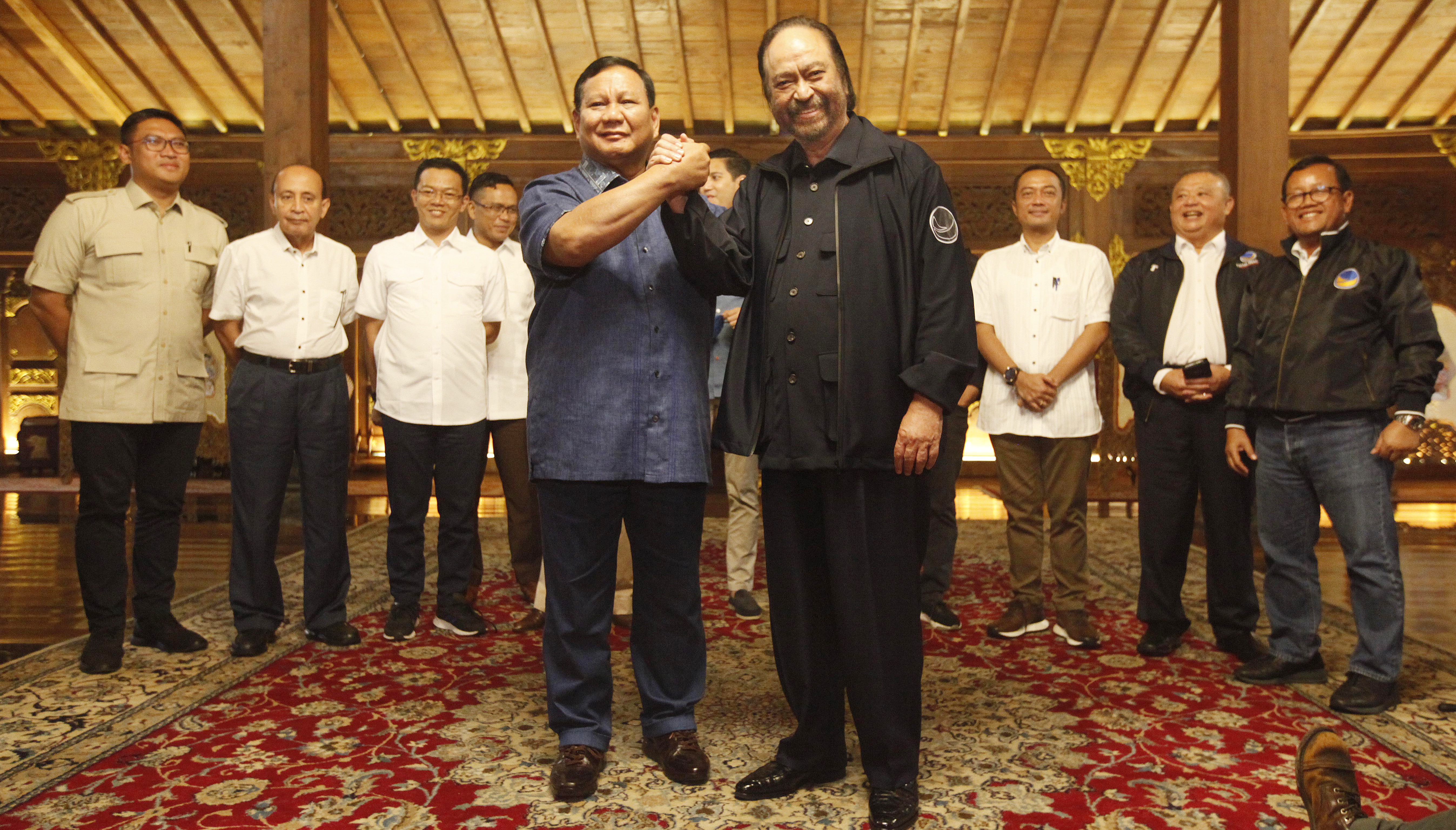 Ketum NasDem Surya Paloh bersama Ketum Gerindra Prabowo Subianto di Padepokan Garuda Yaksa, Hambalang, Bogor, Jawa Barat.