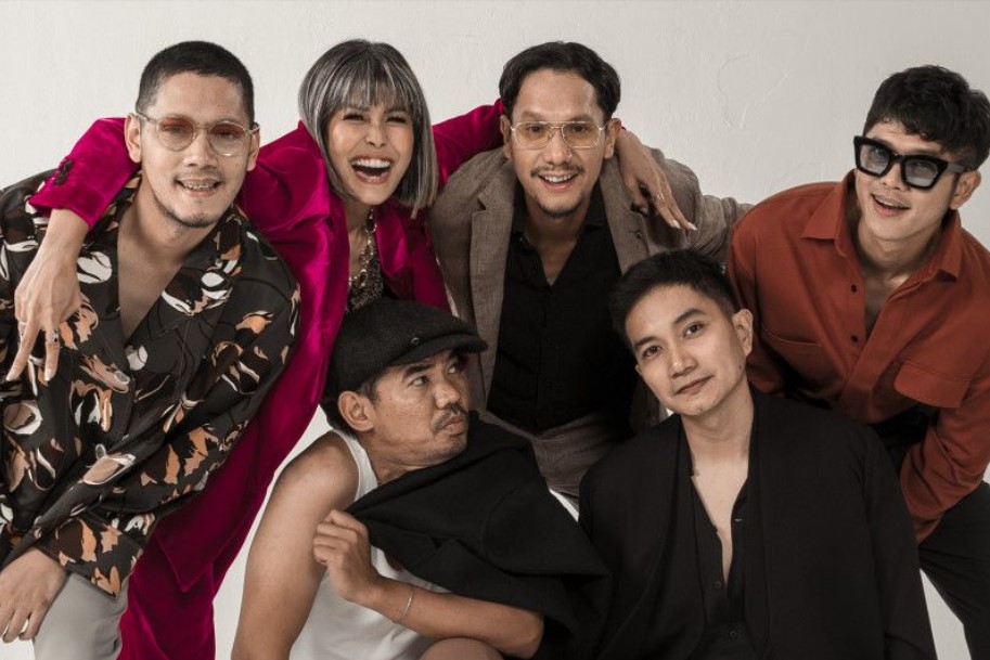 Maliq & D'Essentials 