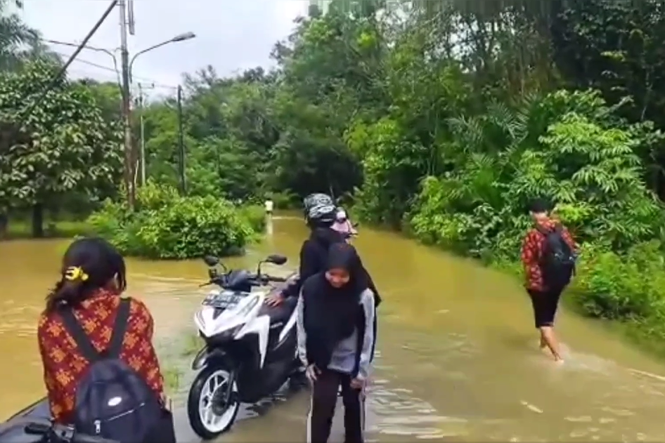 Banjir di Sambas.