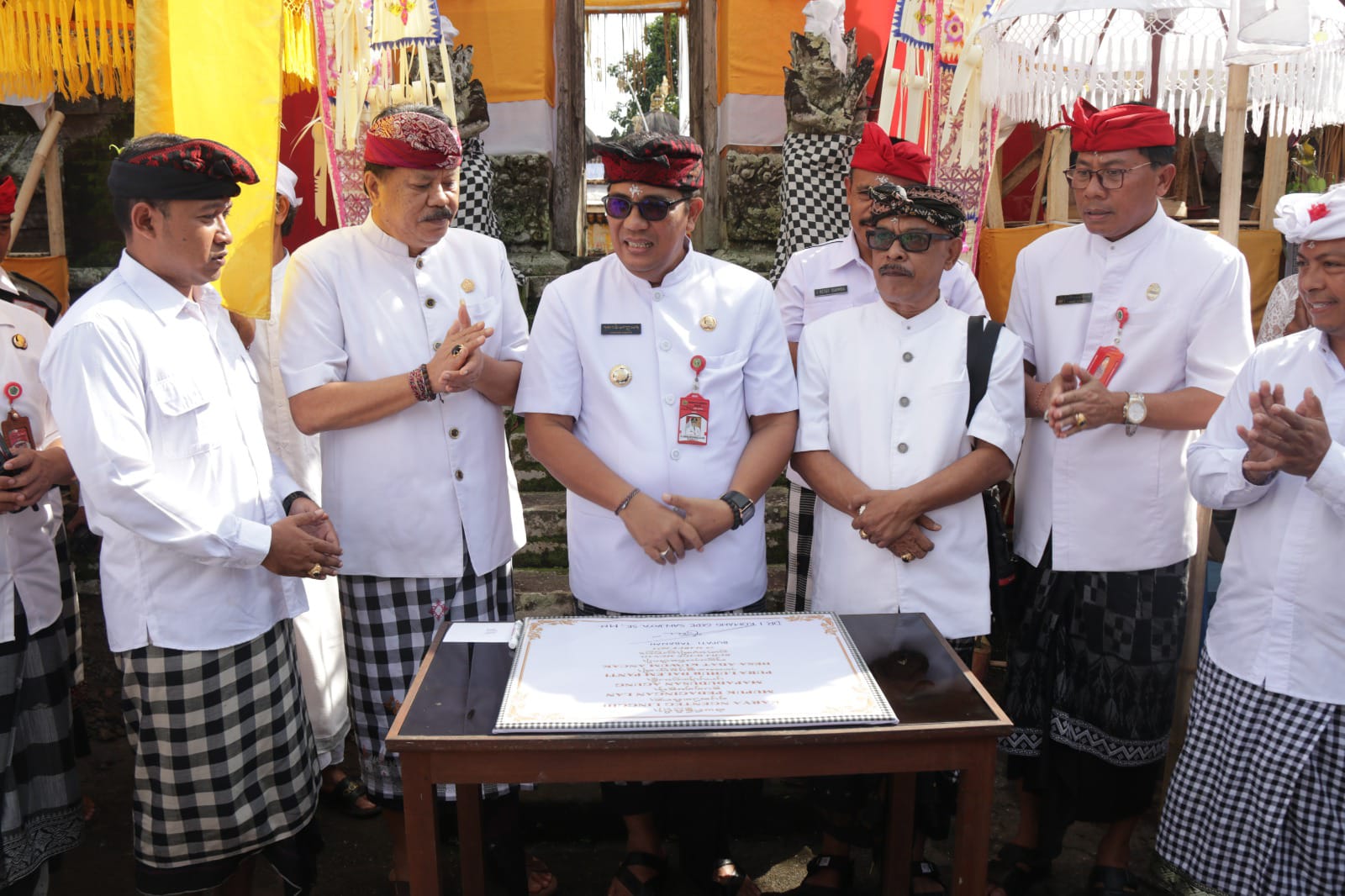 Bupati kabupaten Tabanan, I Komang Gede Sanjaya Berkomitmen Menjaga Adat dan Budaya Bali, dengan menggelar Upacara Karya Ngenteg Linggih