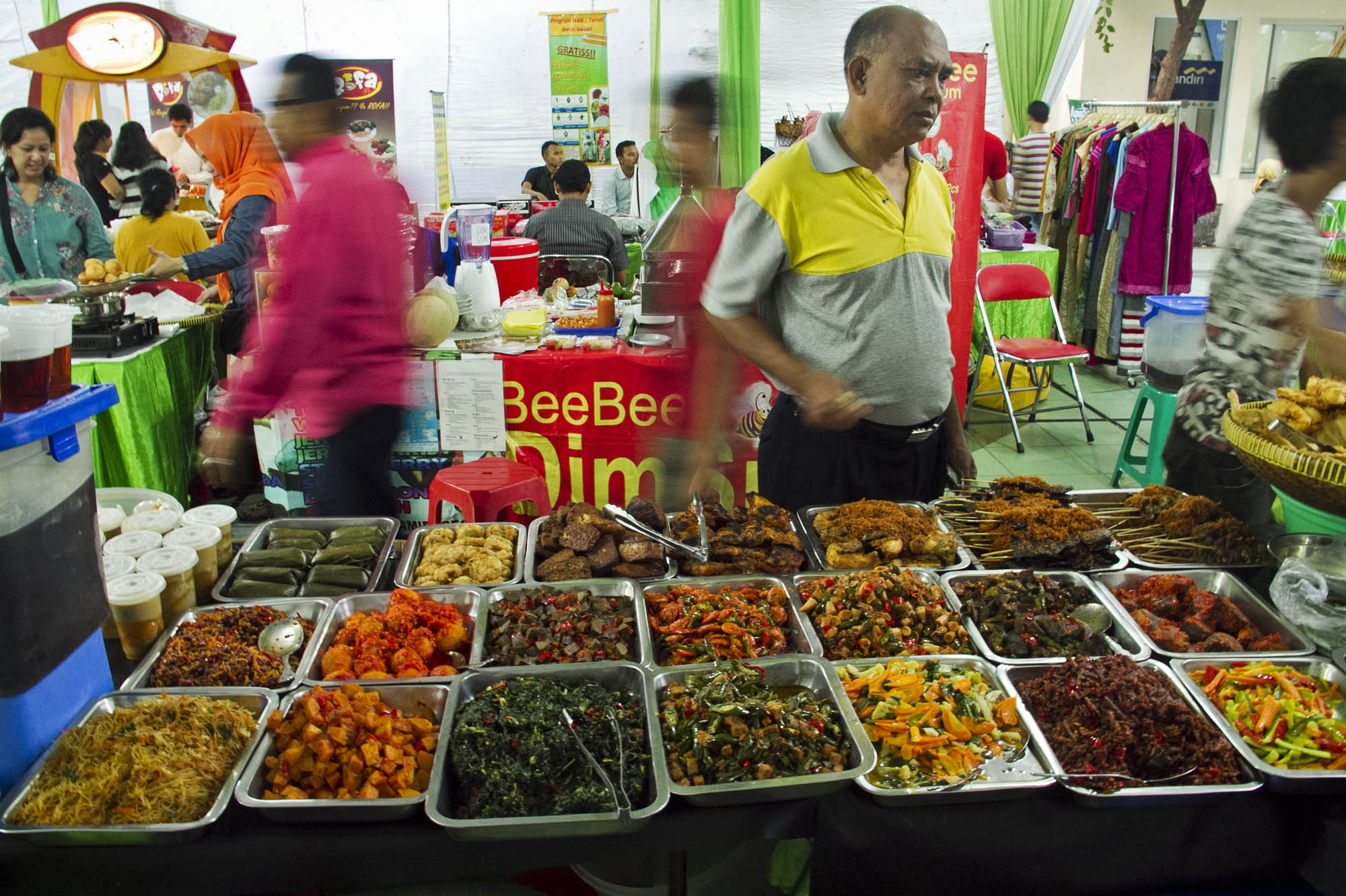 Beragam sajian makanan khas Sunda